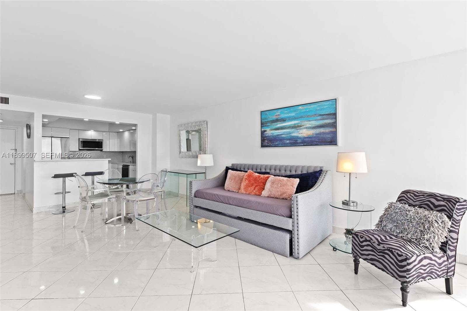 18021 Biscayne Blvd 1003 photo 6