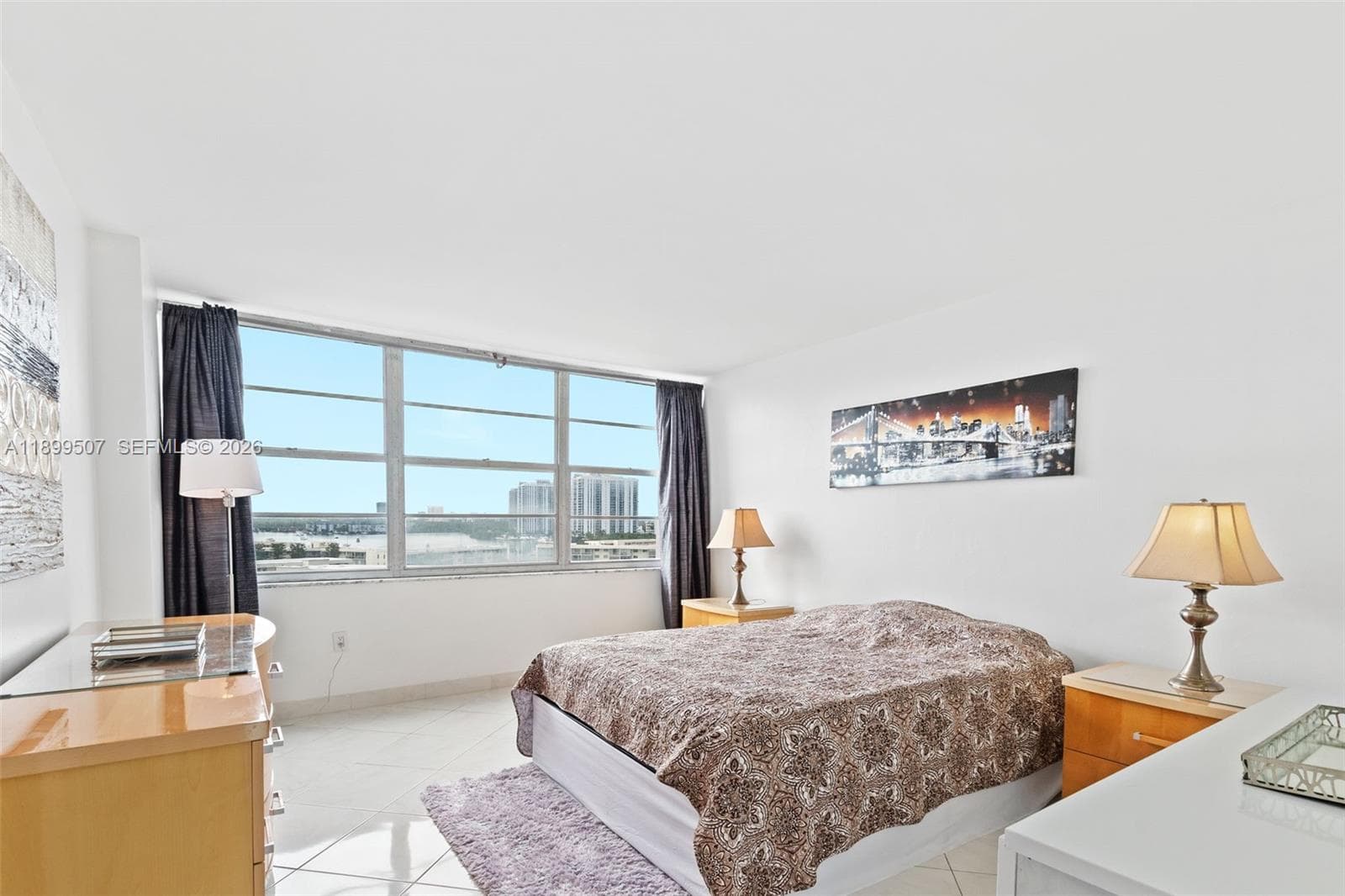 18021 Biscayne Blvd 1003 photo 11