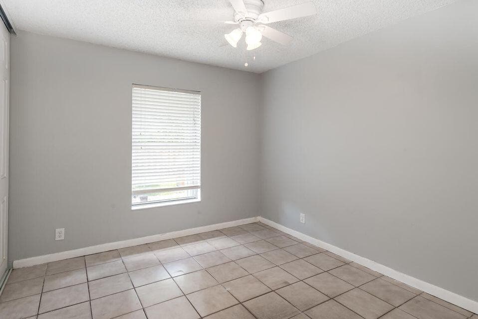 5692 SW Stonington Way SW 5692 photo 6