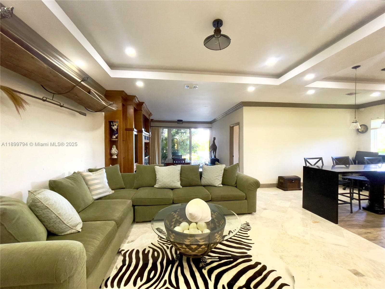 6100 Paradise Point Dr photo 12