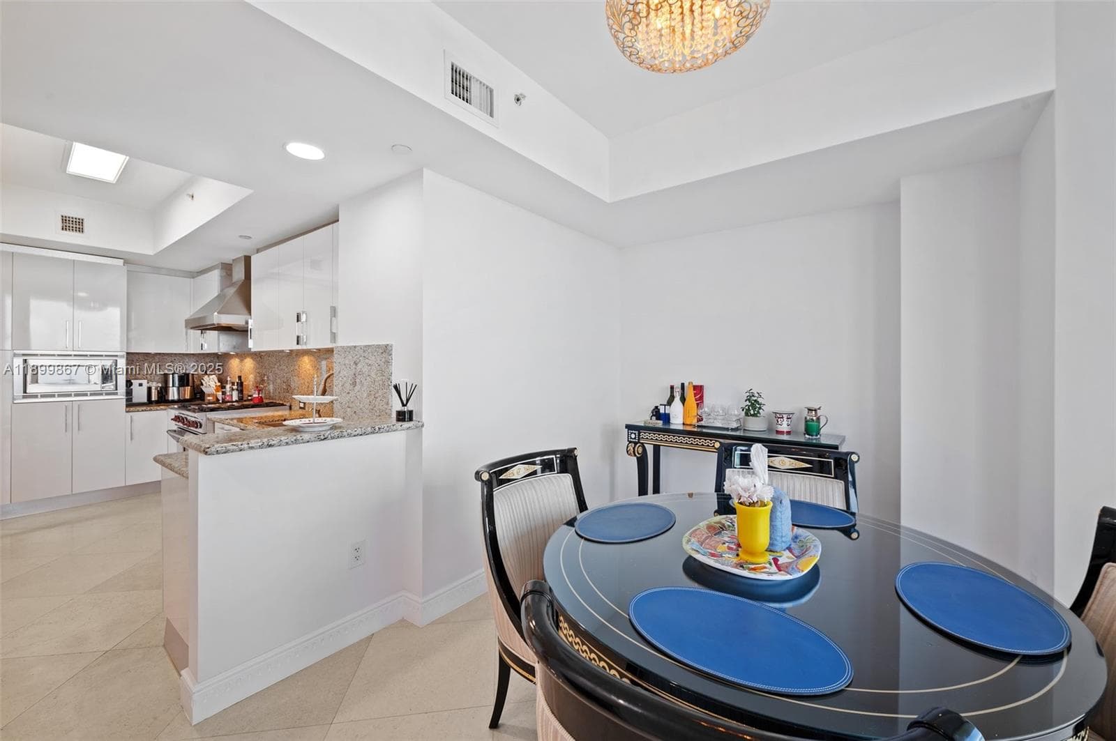 17875 Collins Ave 702 photo 13