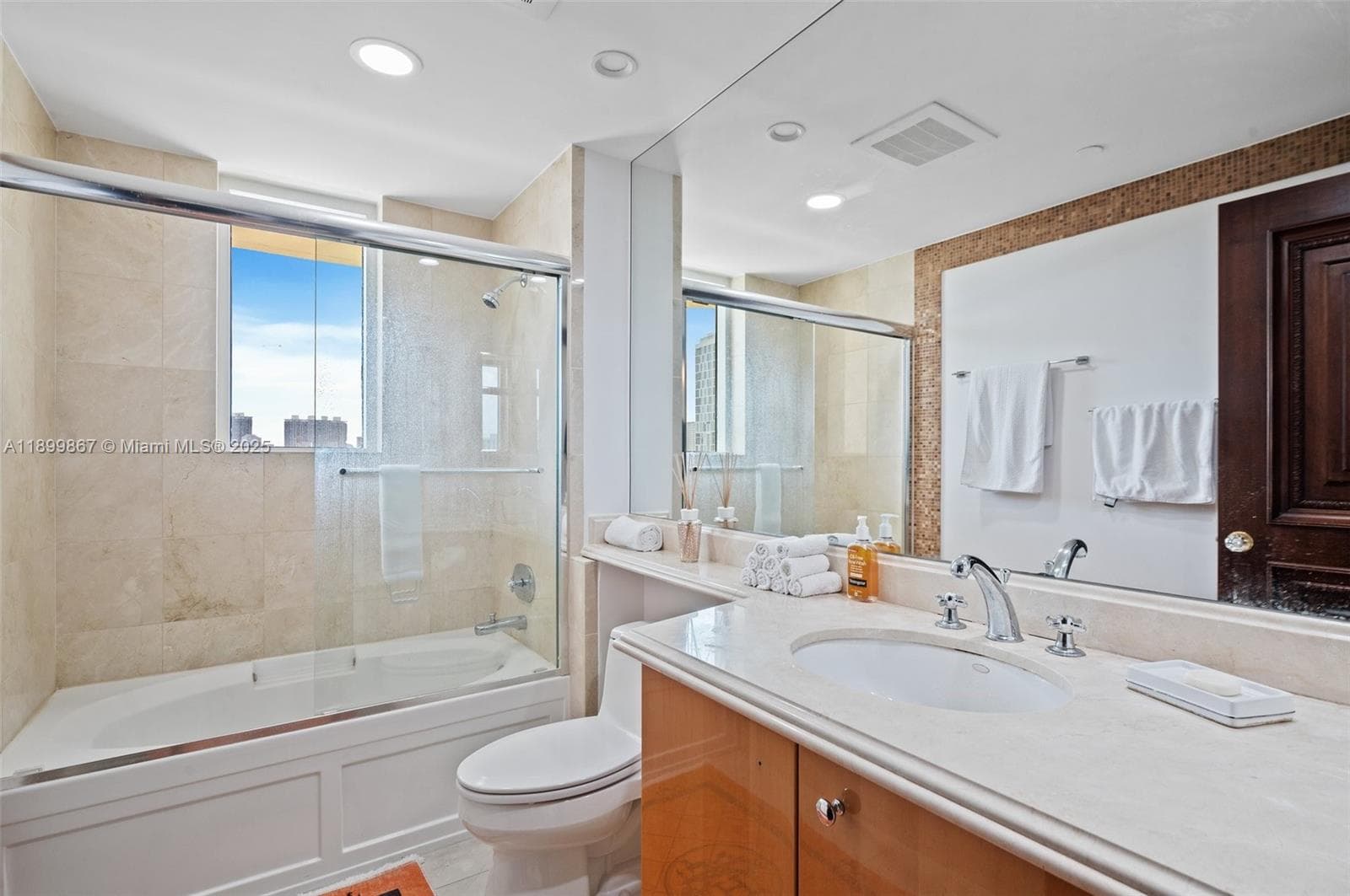 17875 Collins Ave 702 photo 24