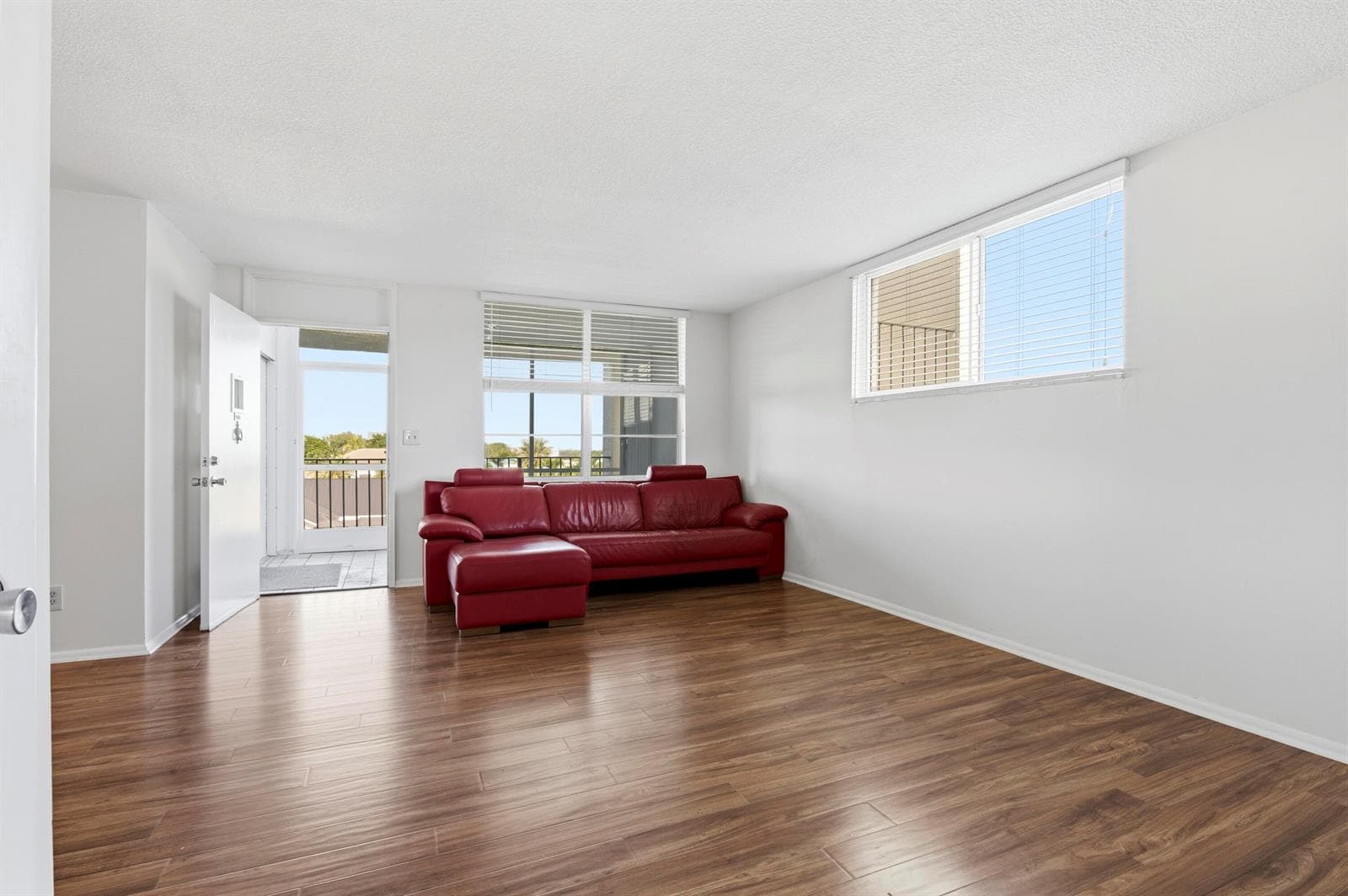 109 Paradise Harbour Blvd 415 photo 10