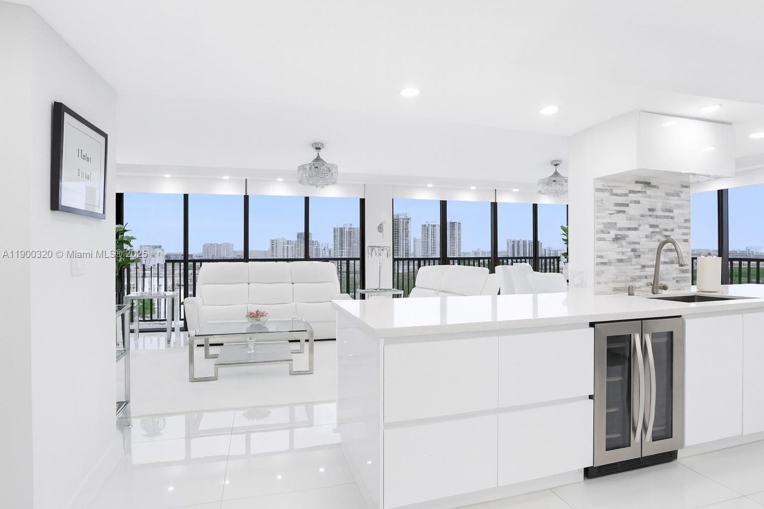 2017 S Ocean Dr 1510 photo 2