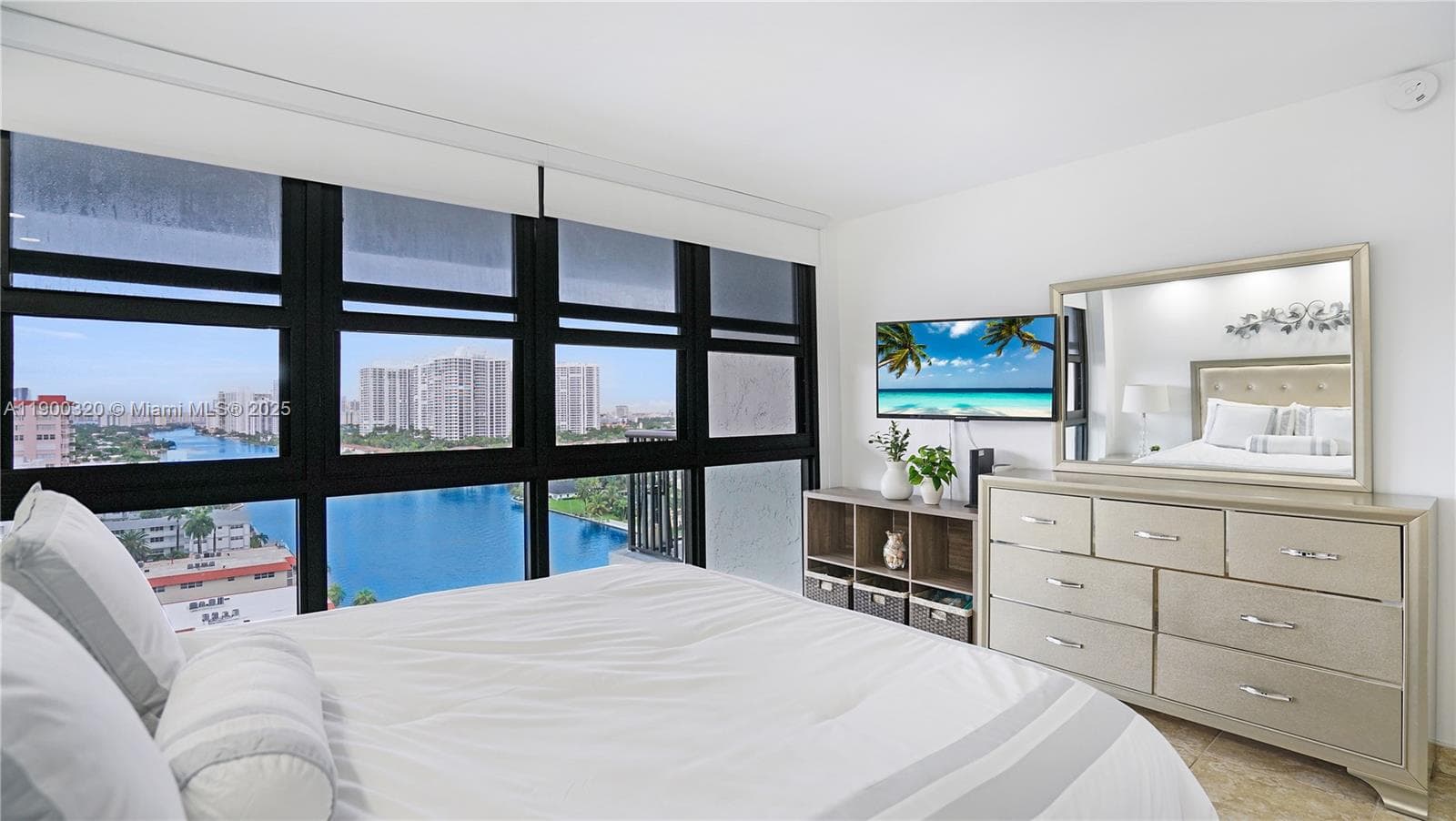 2017 S Ocean Dr 1510 photo 22