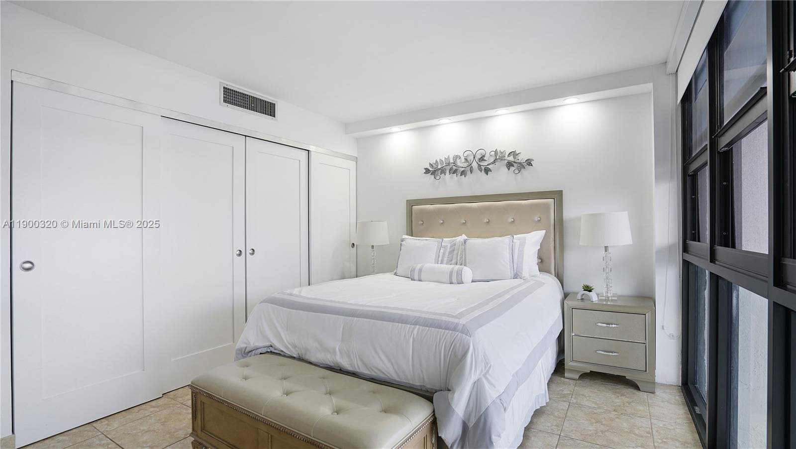 2017 S Ocean Dr 1510 photo 19