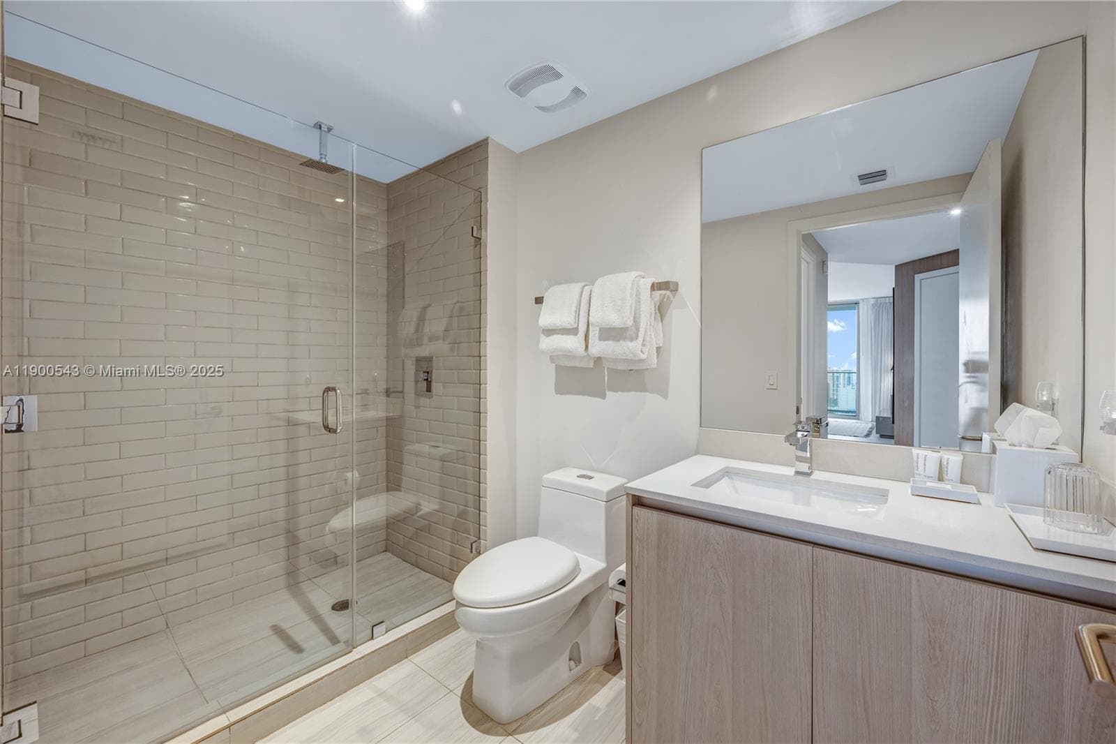4010 S Ocean Dr R2501 photo 14