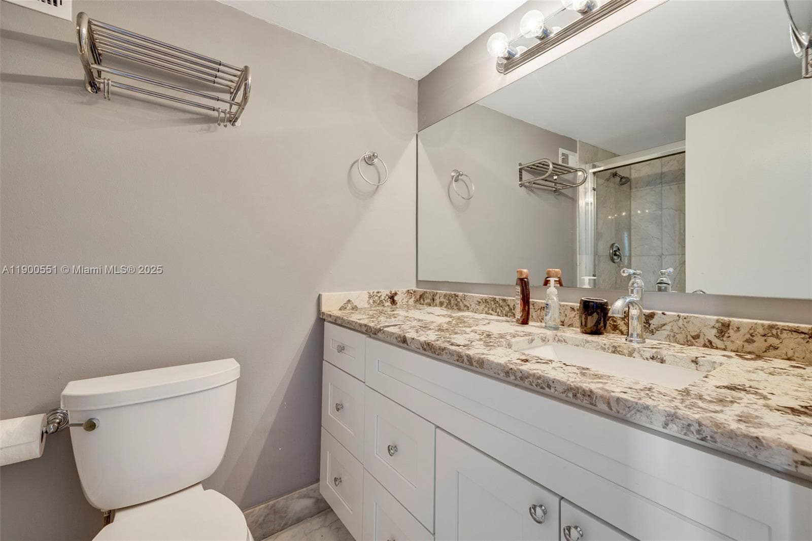 3725 Ocean Dr 1516 photo 13