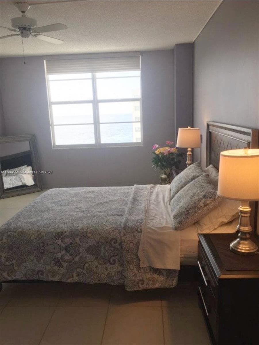 3725 Ocean Dr 1516 photo 15