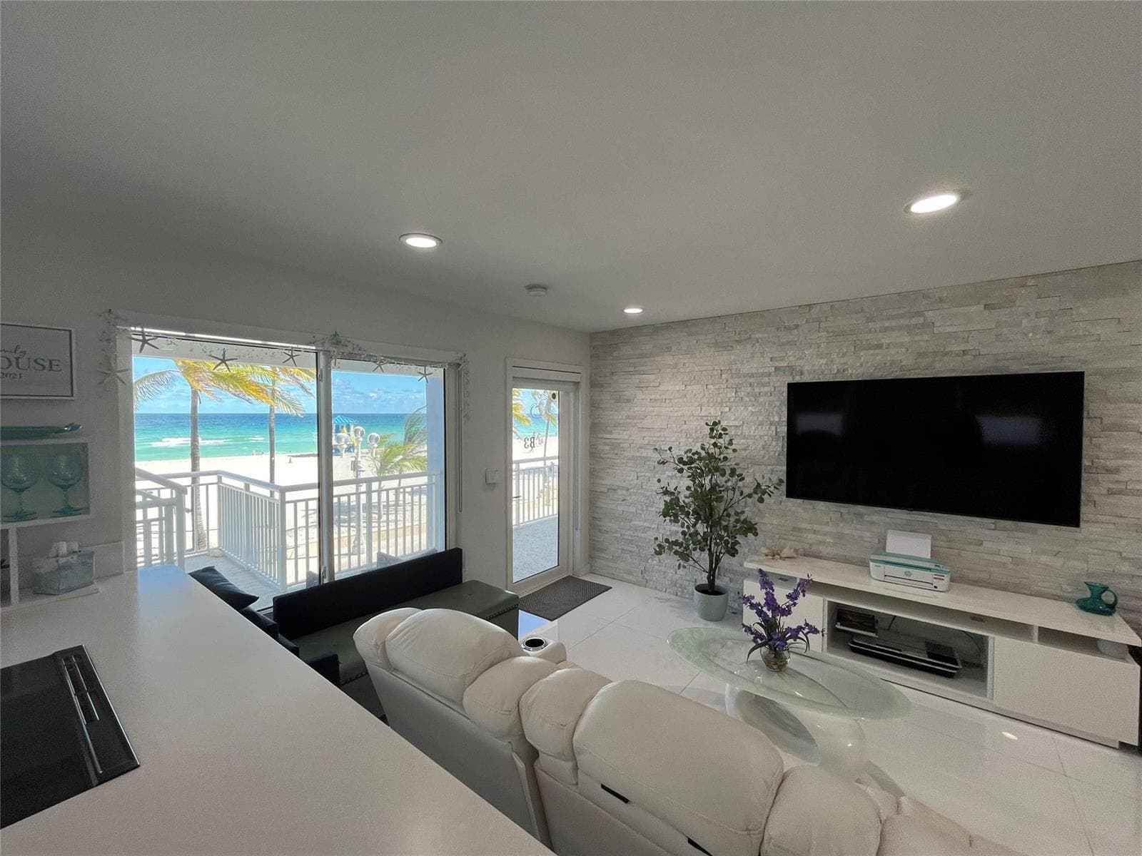 310 S Broadwalk 3b photo 12