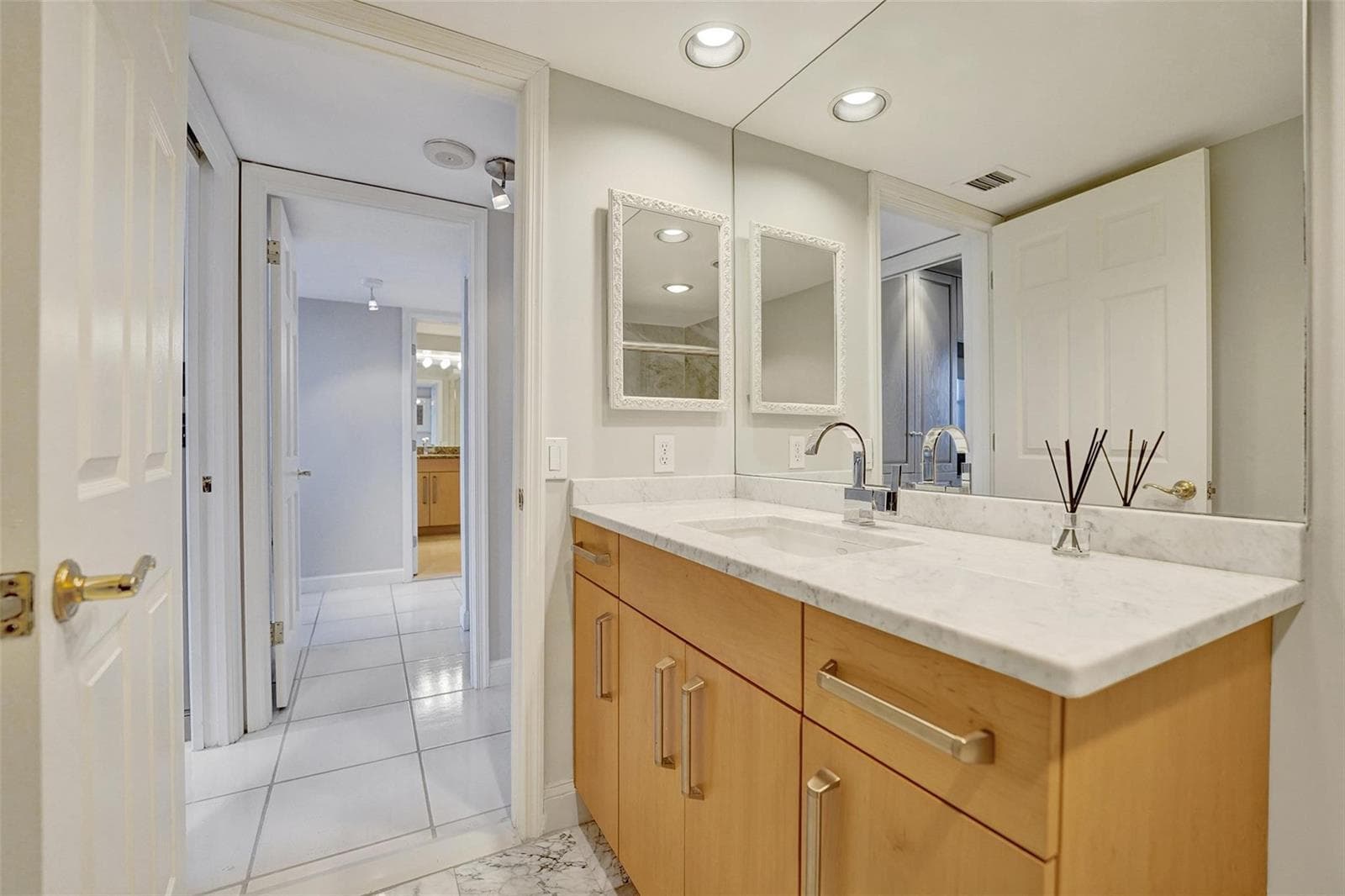 936 Intracoastal Drive 12c photo 18