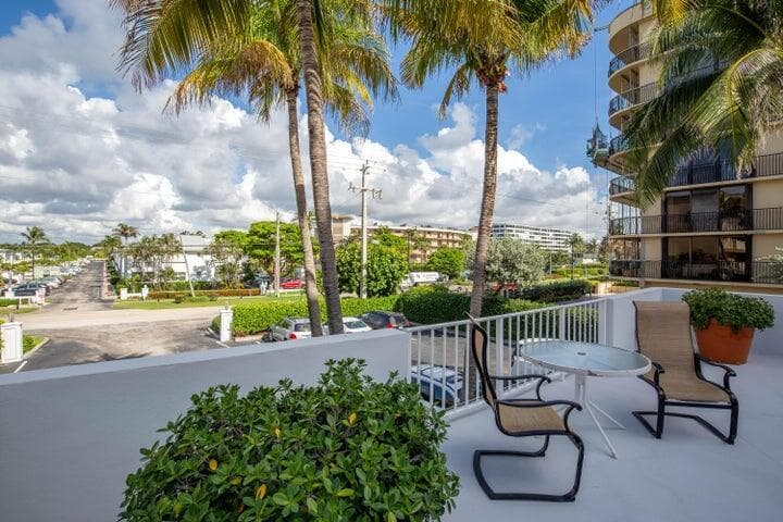 4200 S Ocean Boulevard 503 photo 2