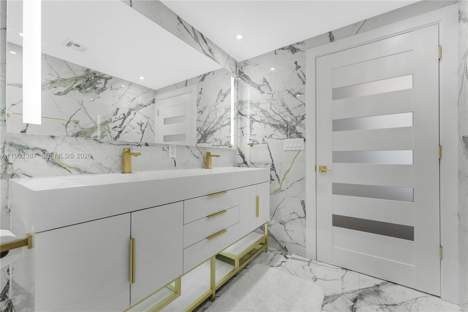 495 Brickell Ave 3802 photo 12