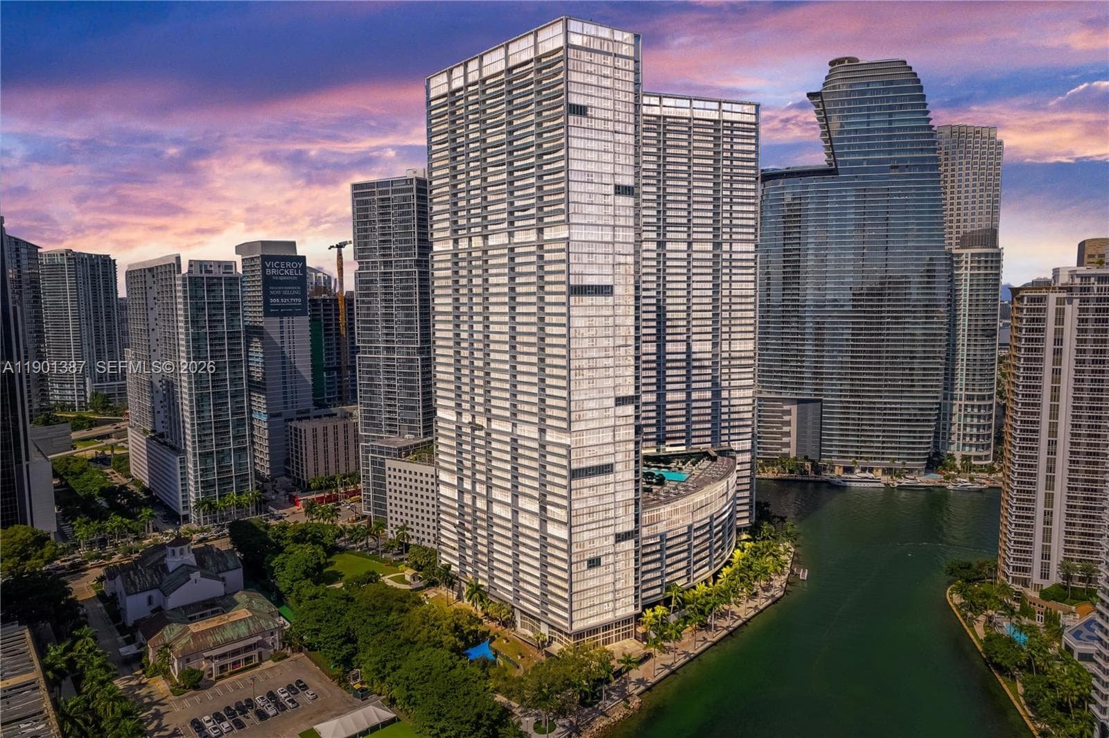 495 Brickell Ave 3802 photo 1