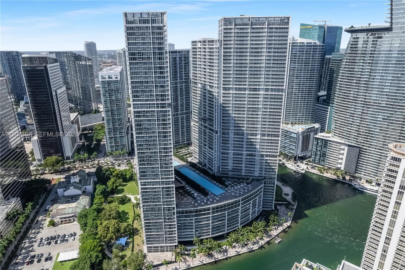495 Brickell Ave 3802 photo 25