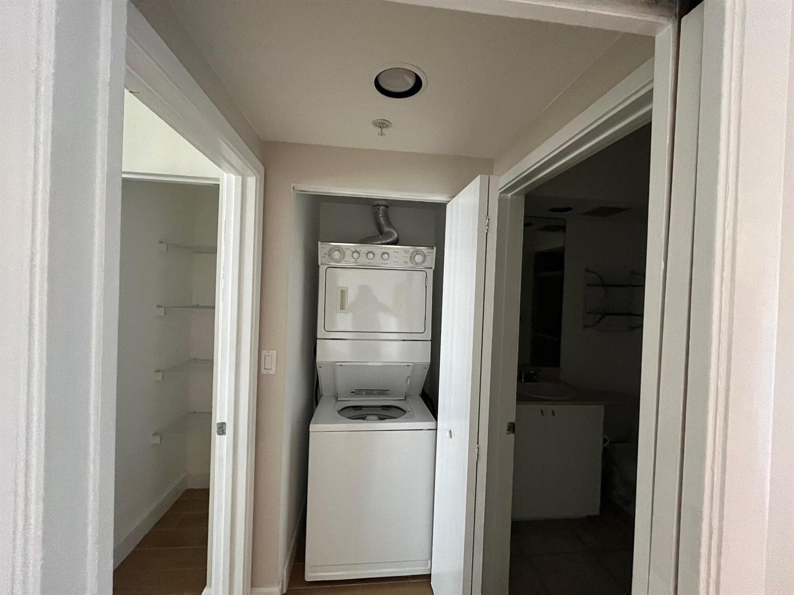 1551 N Flagler Drive 802 photo 12