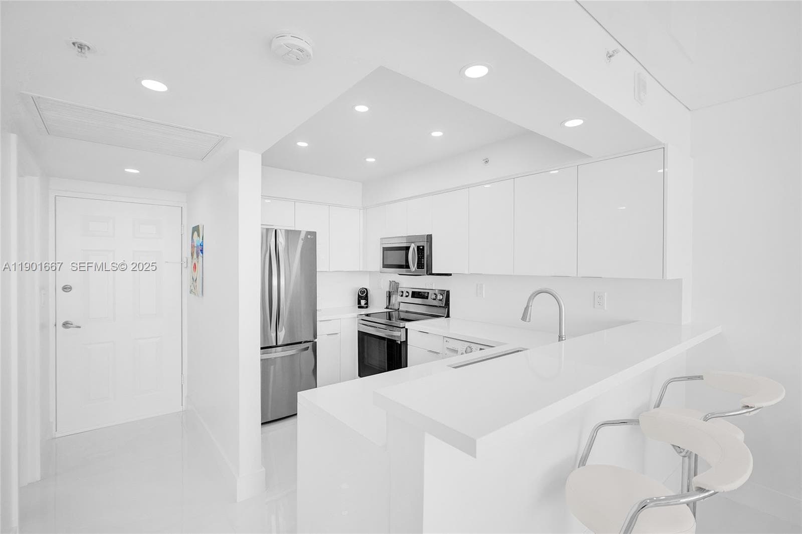 2501 S Ocean Dr 1024 (available July27) photo 14