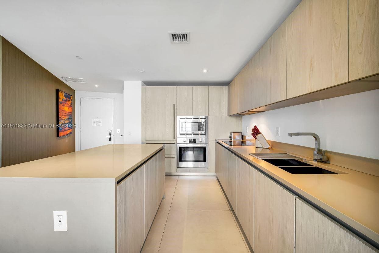 4111 S Ocean Dr 1212 photo 7