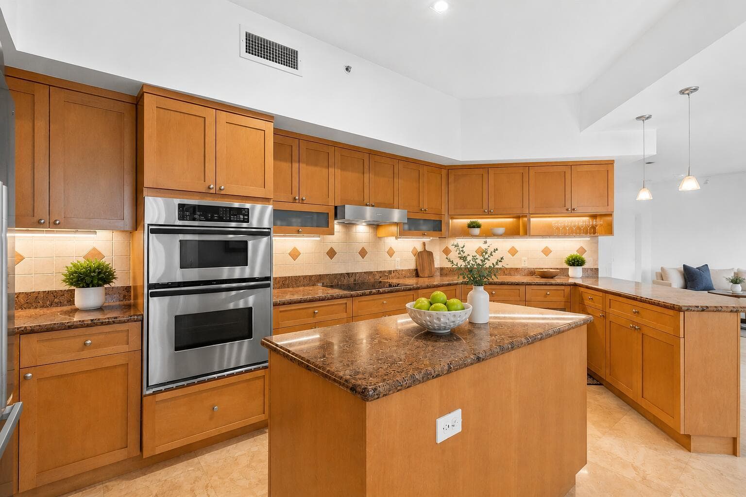 615 Bayshore Drive 301 photo 5