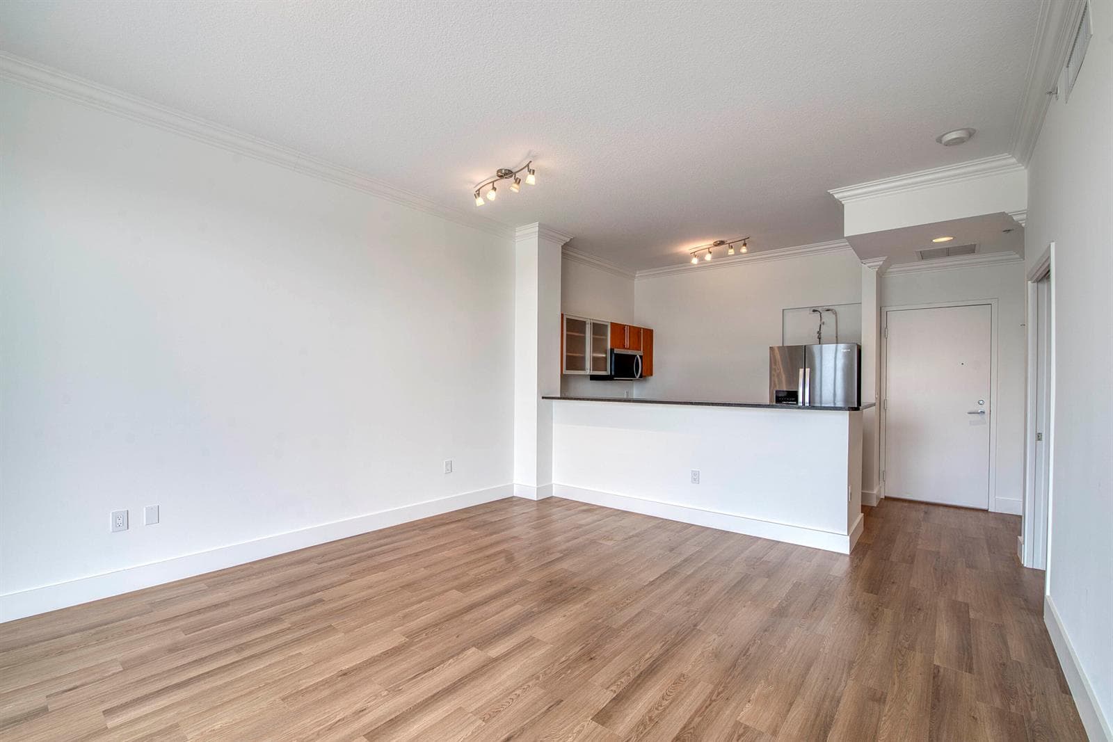 1551 N Flagler Drive Ph8 photo 13
