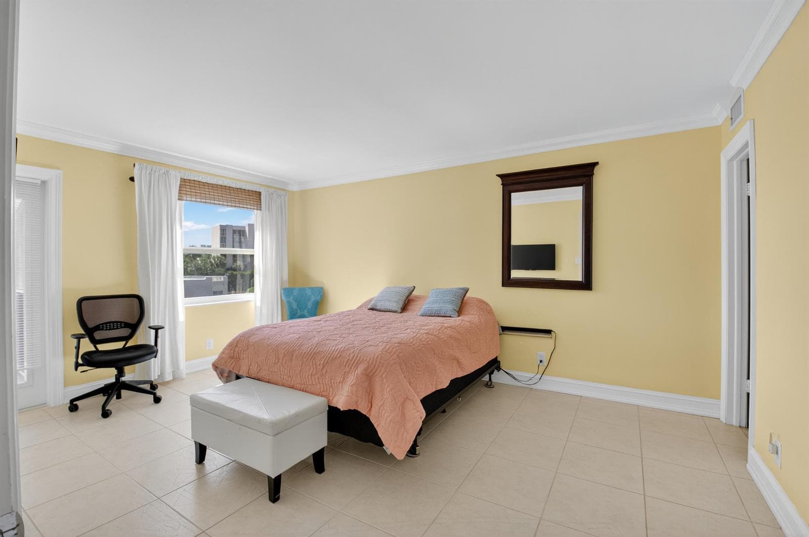 2871 N Ocean Boulevard V247 photo 18
