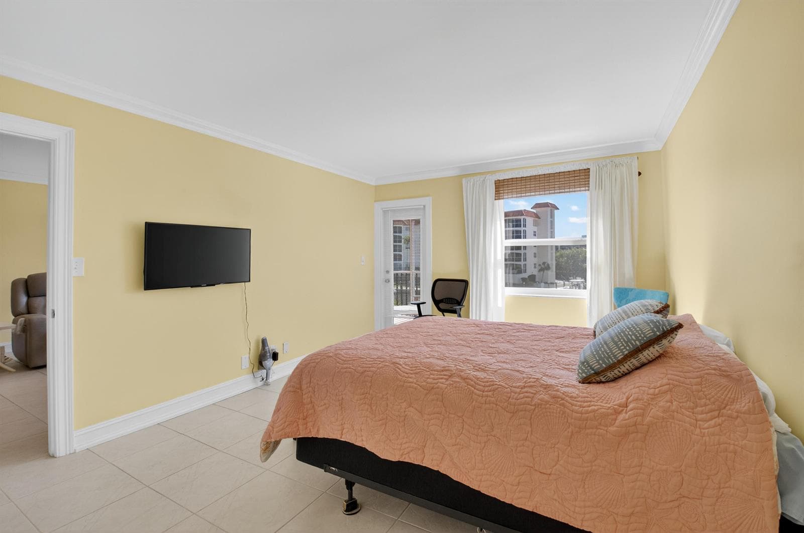 2871 N Ocean Boulevard V247 photo 19
