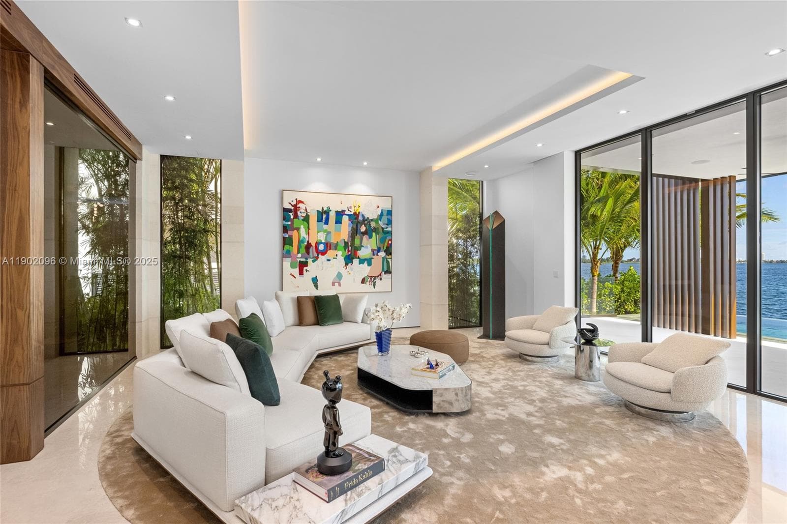 11404 N Bayshore Dr photo 11