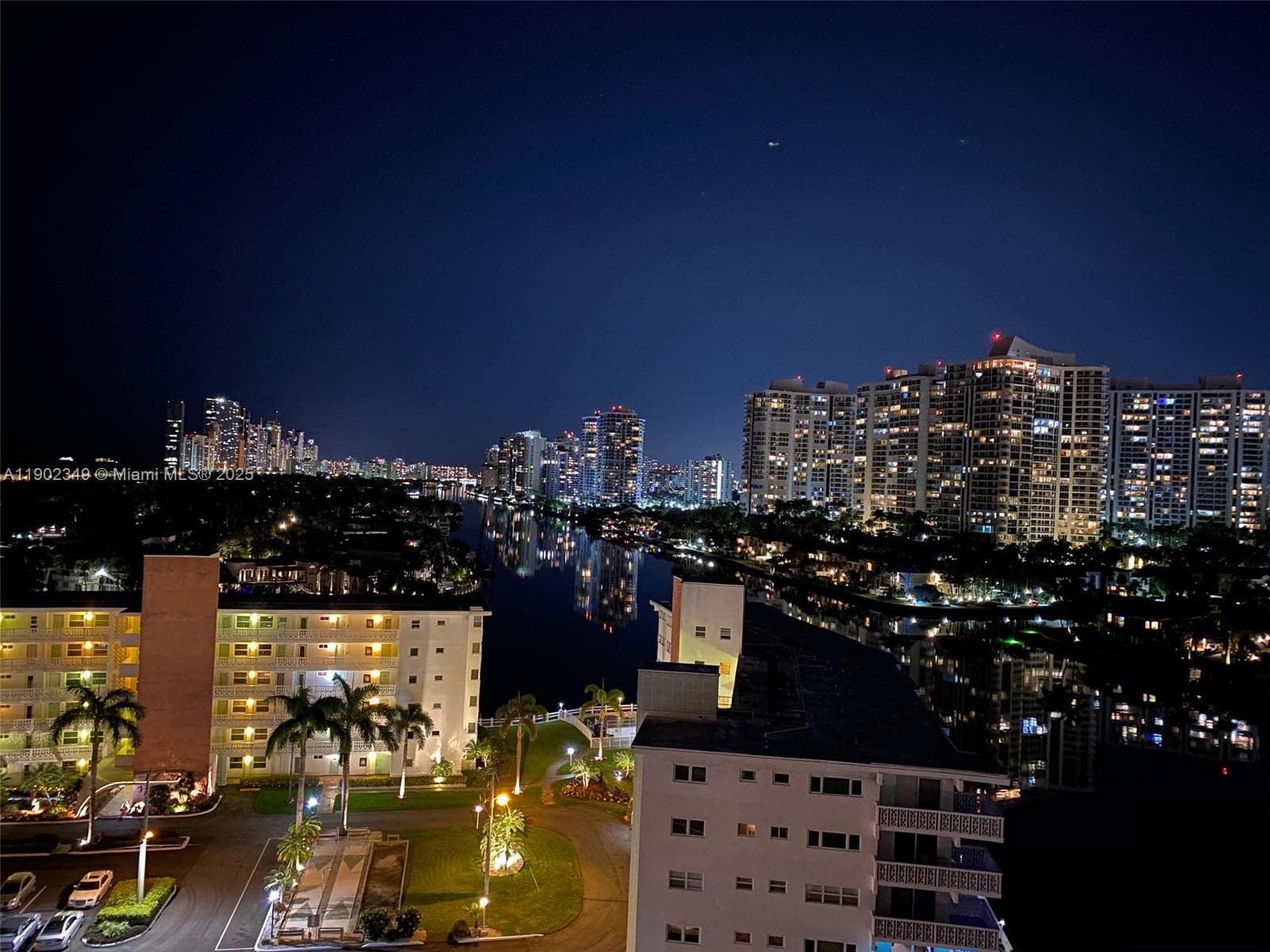 3161 S Ocean Dr 1210 photo 2