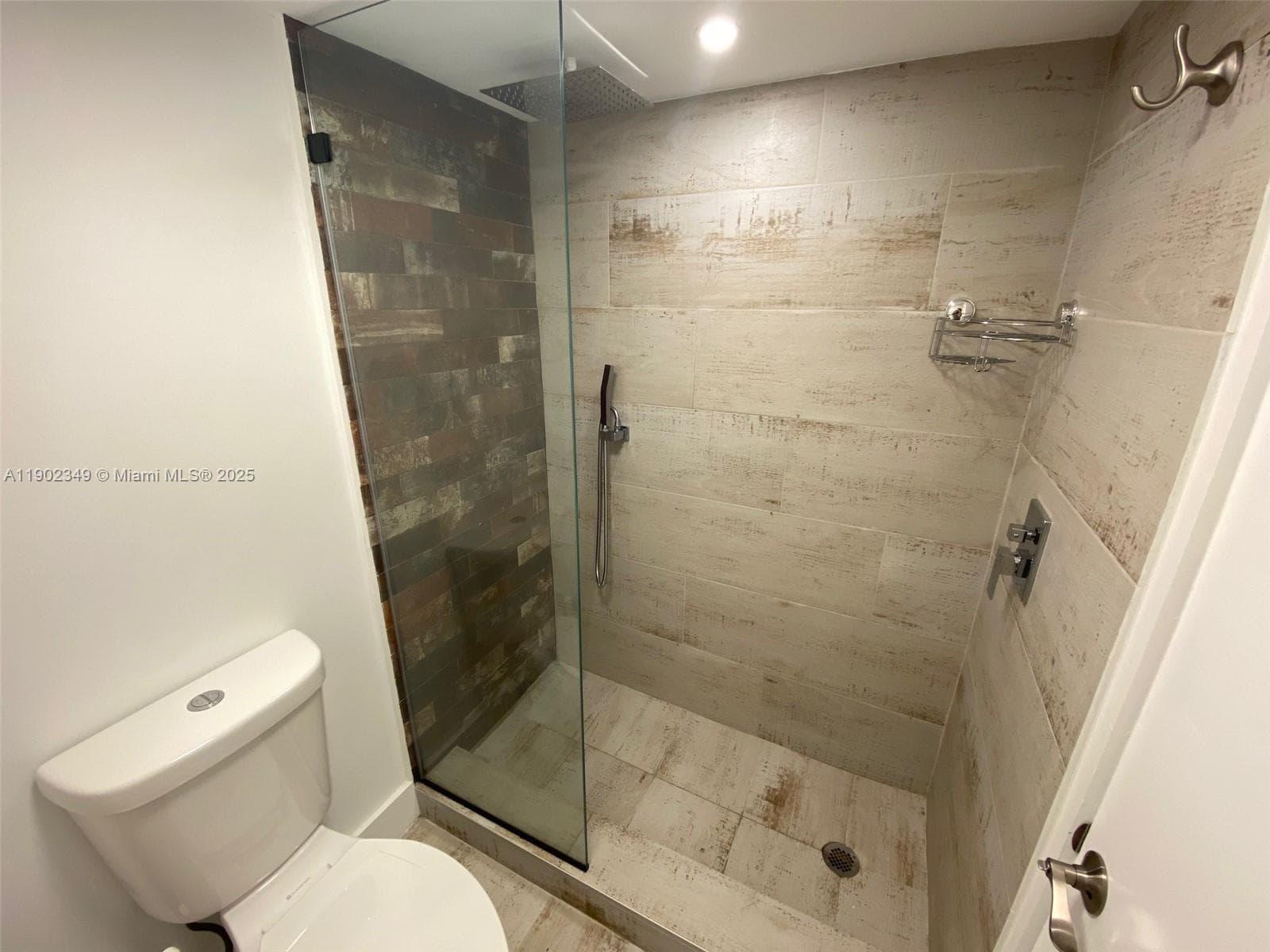 3161 S Ocean Dr 1210 photo 13