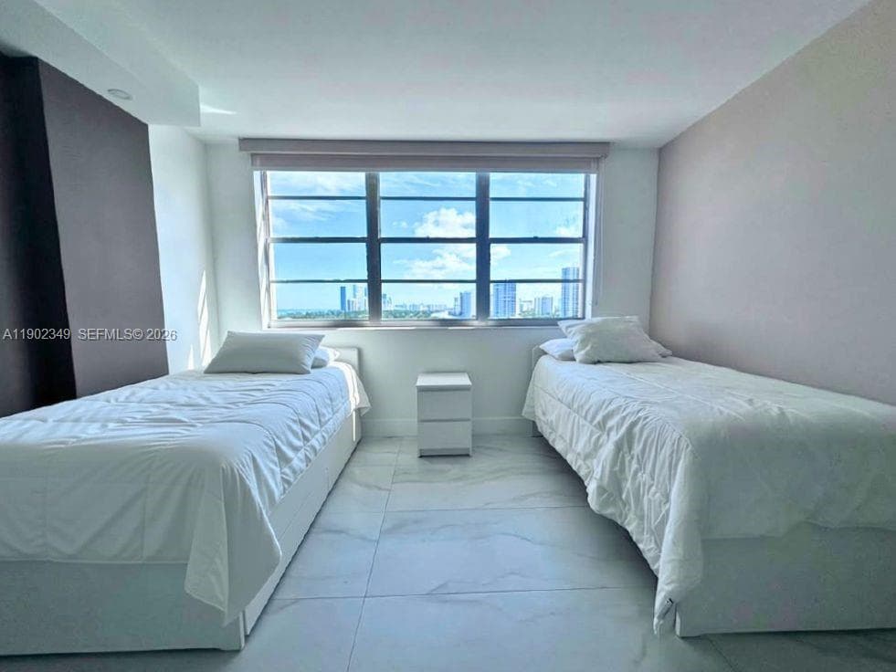 3161 S Ocean Dr 1210 photo 16