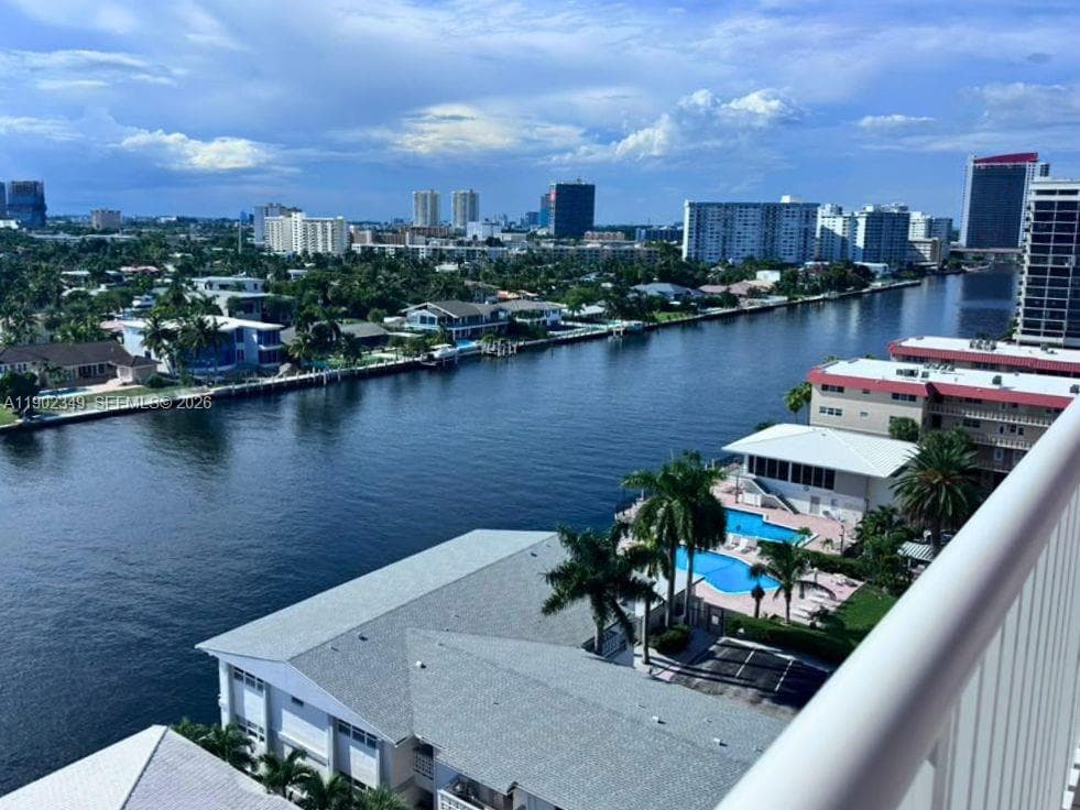 3161 S Ocean Dr 1210 photo 19