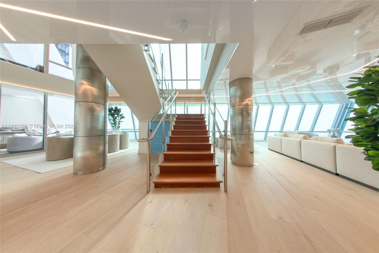 17121 Collins Ave 4803 photo 3