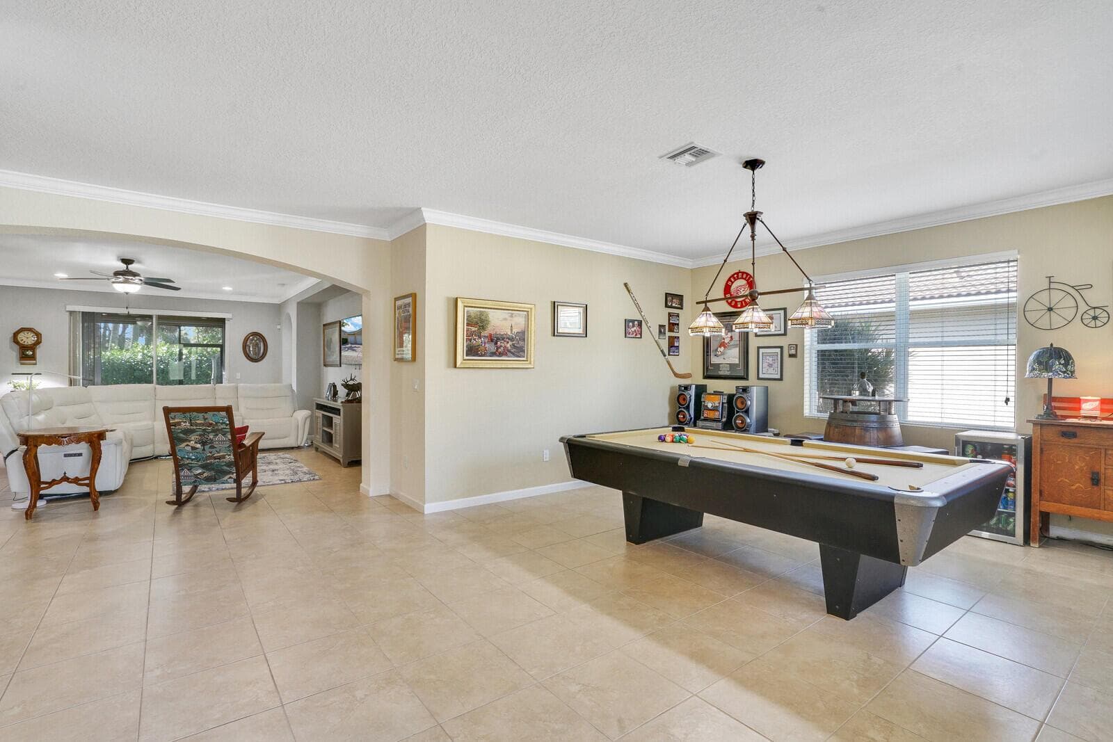 9328 Silent Oak Circle photo 5