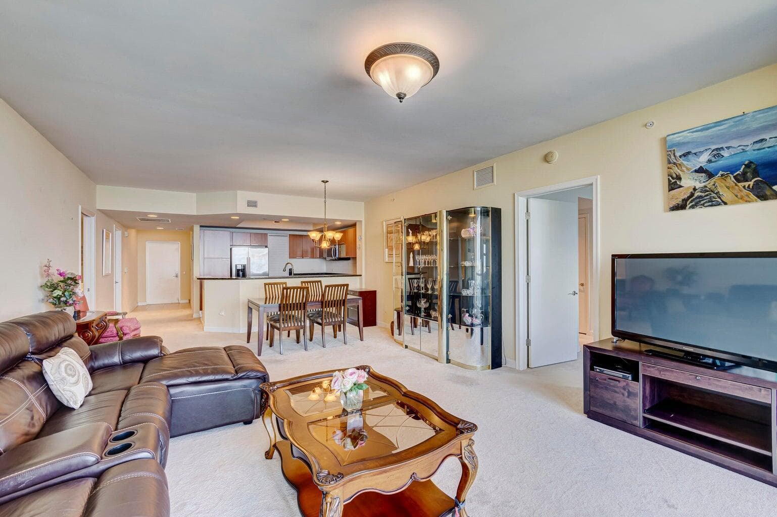 2650 Lake Shore Drive 1802 photo 6
