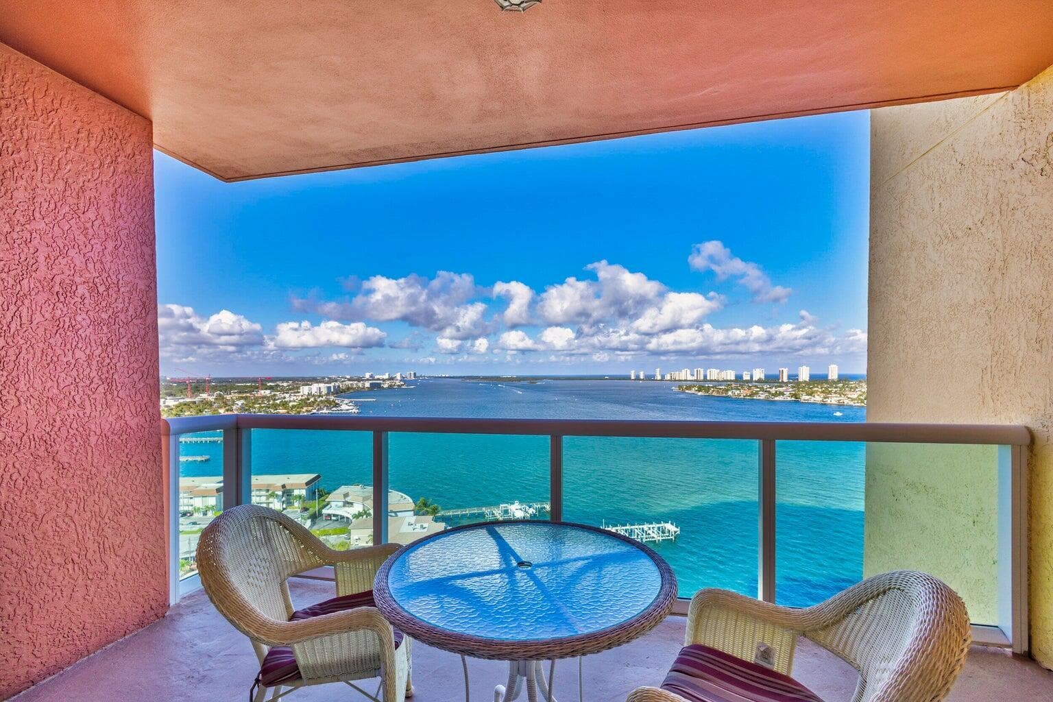 2650 Lake Shore Drive 1802 photo 25