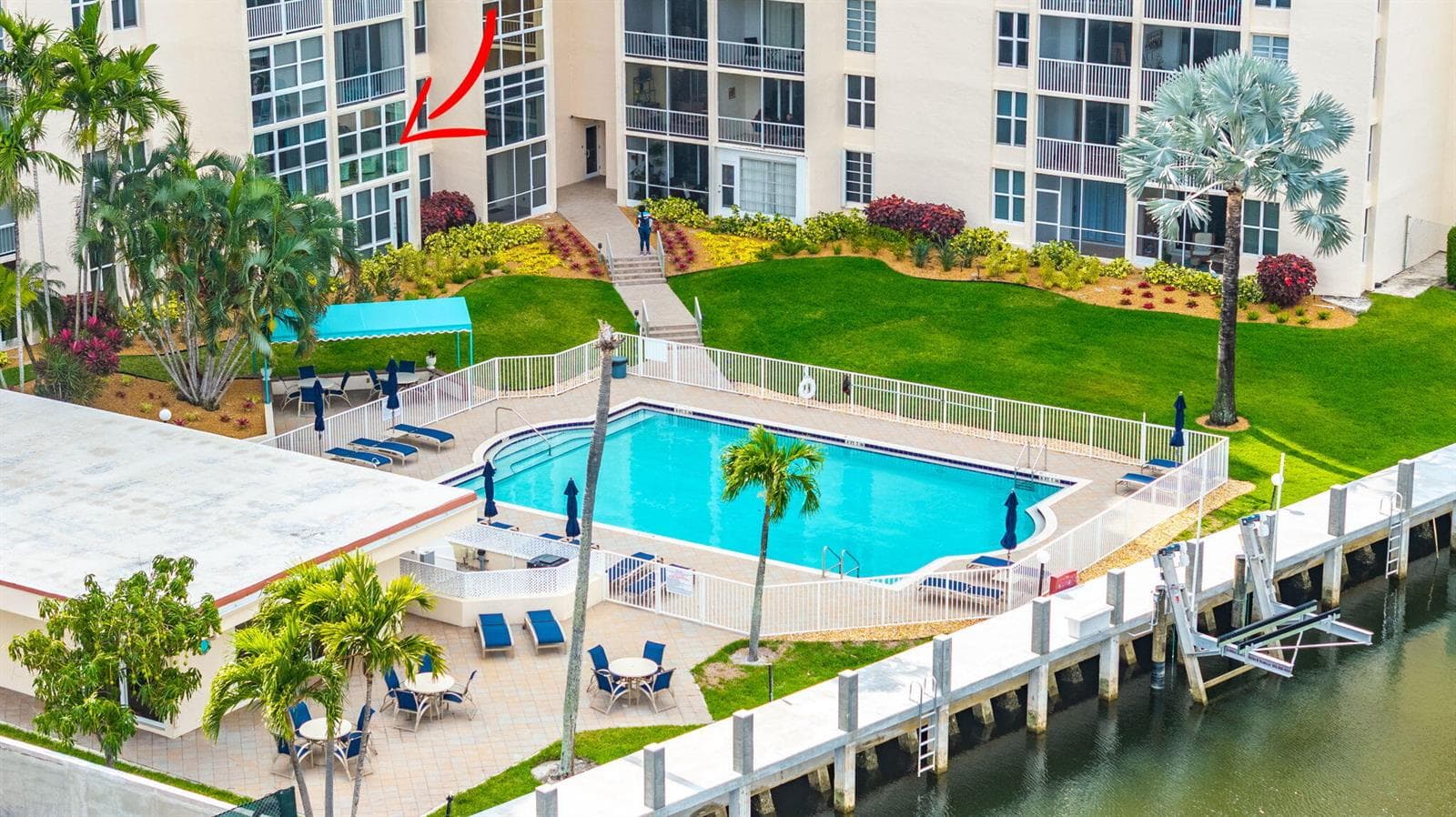 1391 S Ocean Boulevard 206 photo 2