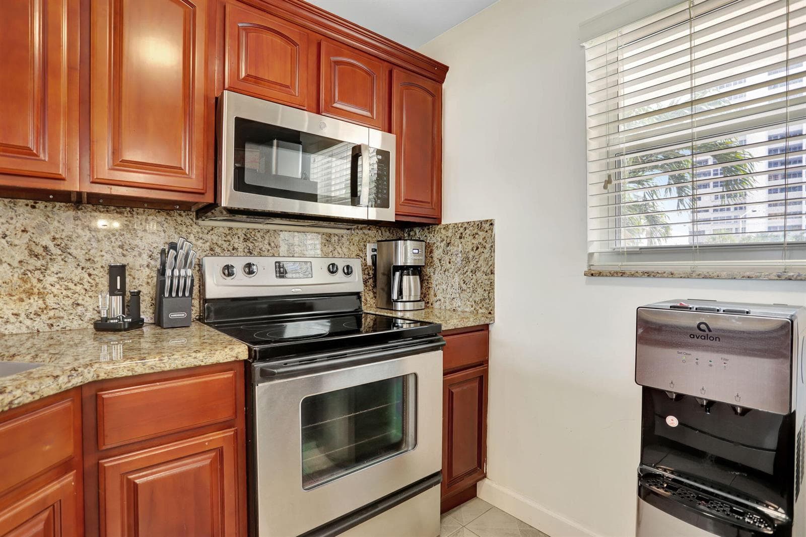 1391 S Ocean Boulevard 206 photo 7