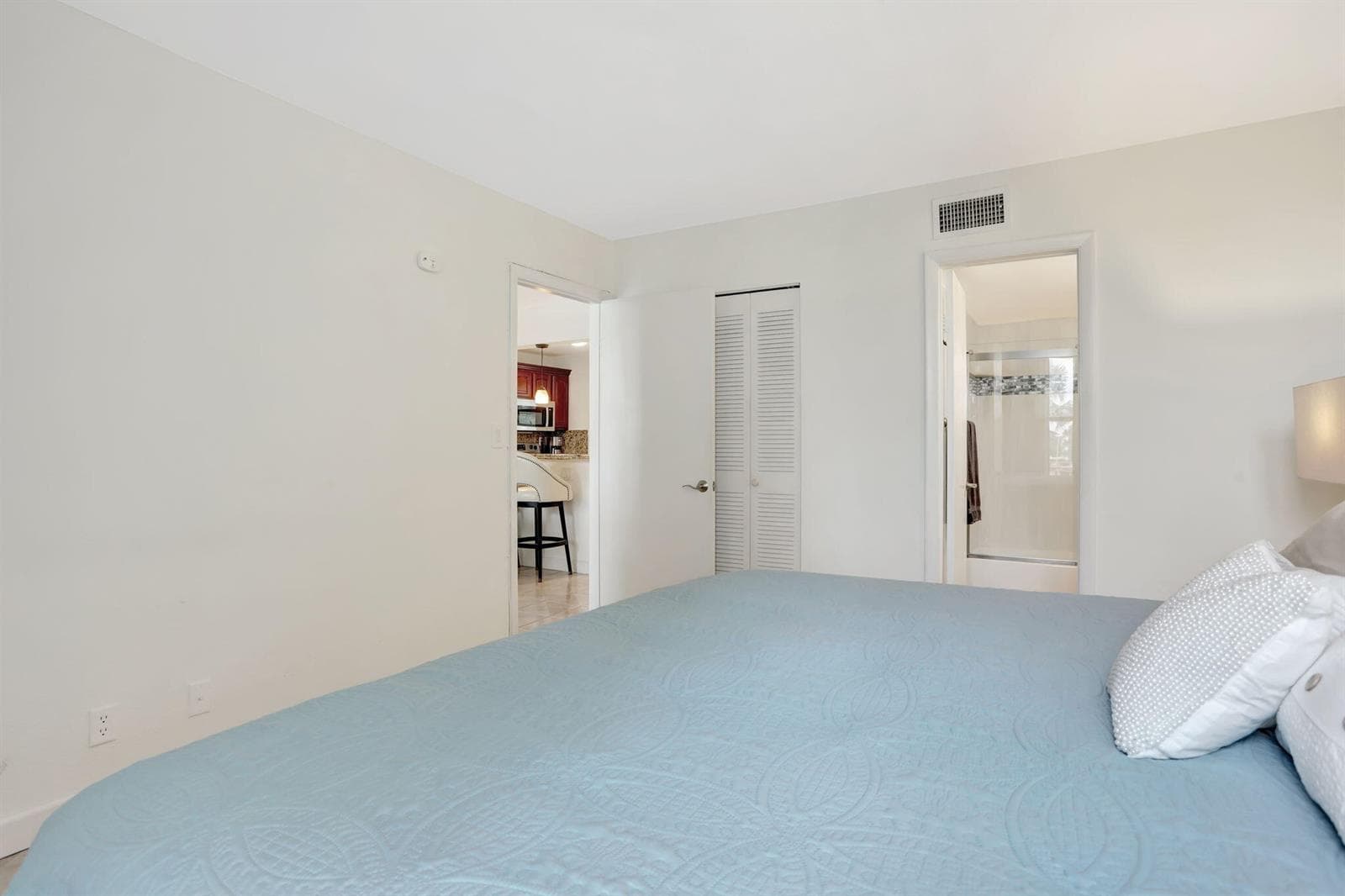 1391 S Ocean Boulevard 206 photo 21