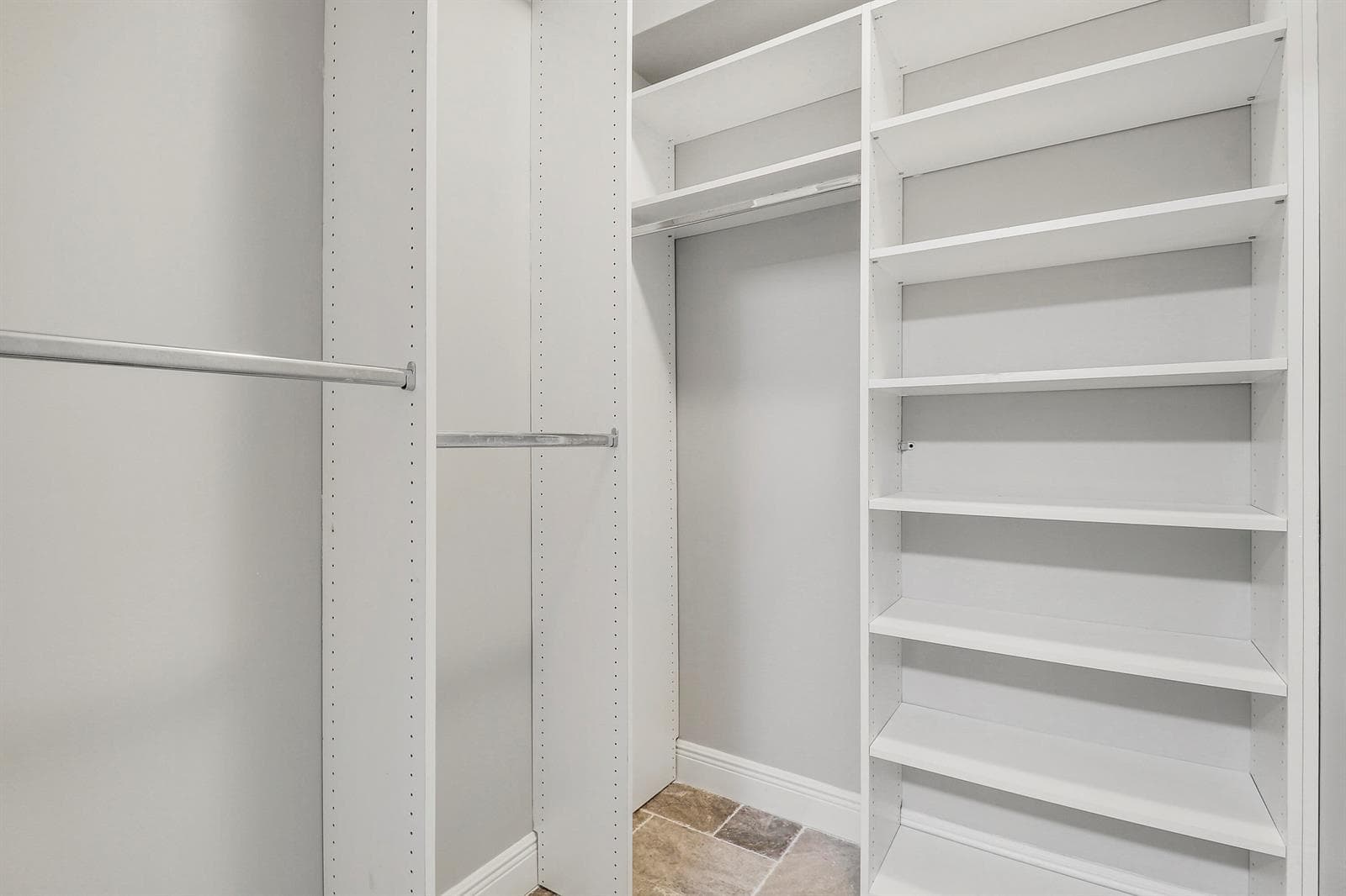 2650 Lake Shore Drive 1105 photo 19