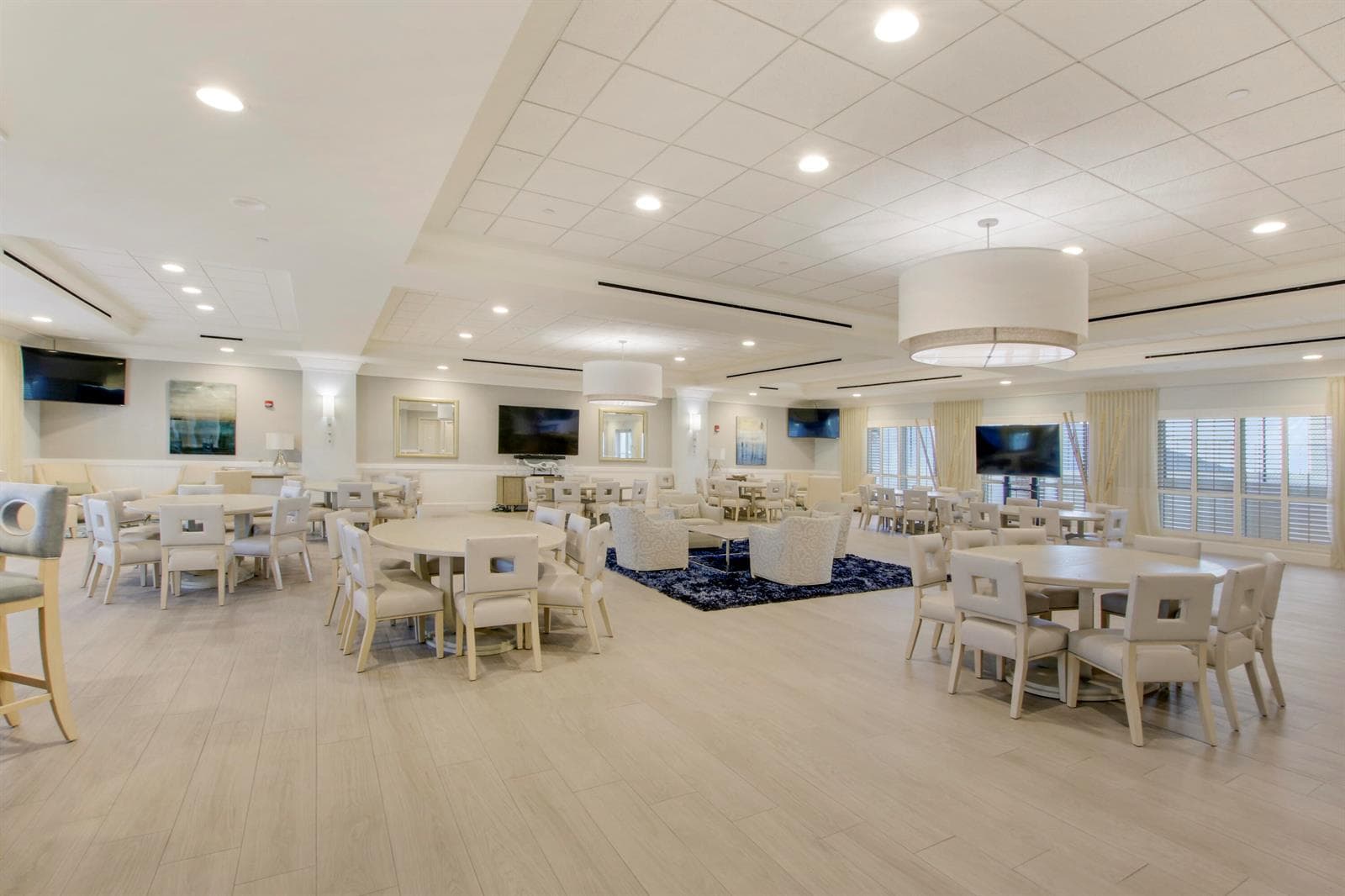 2650 Lake Shore Drive 1105 photo 21