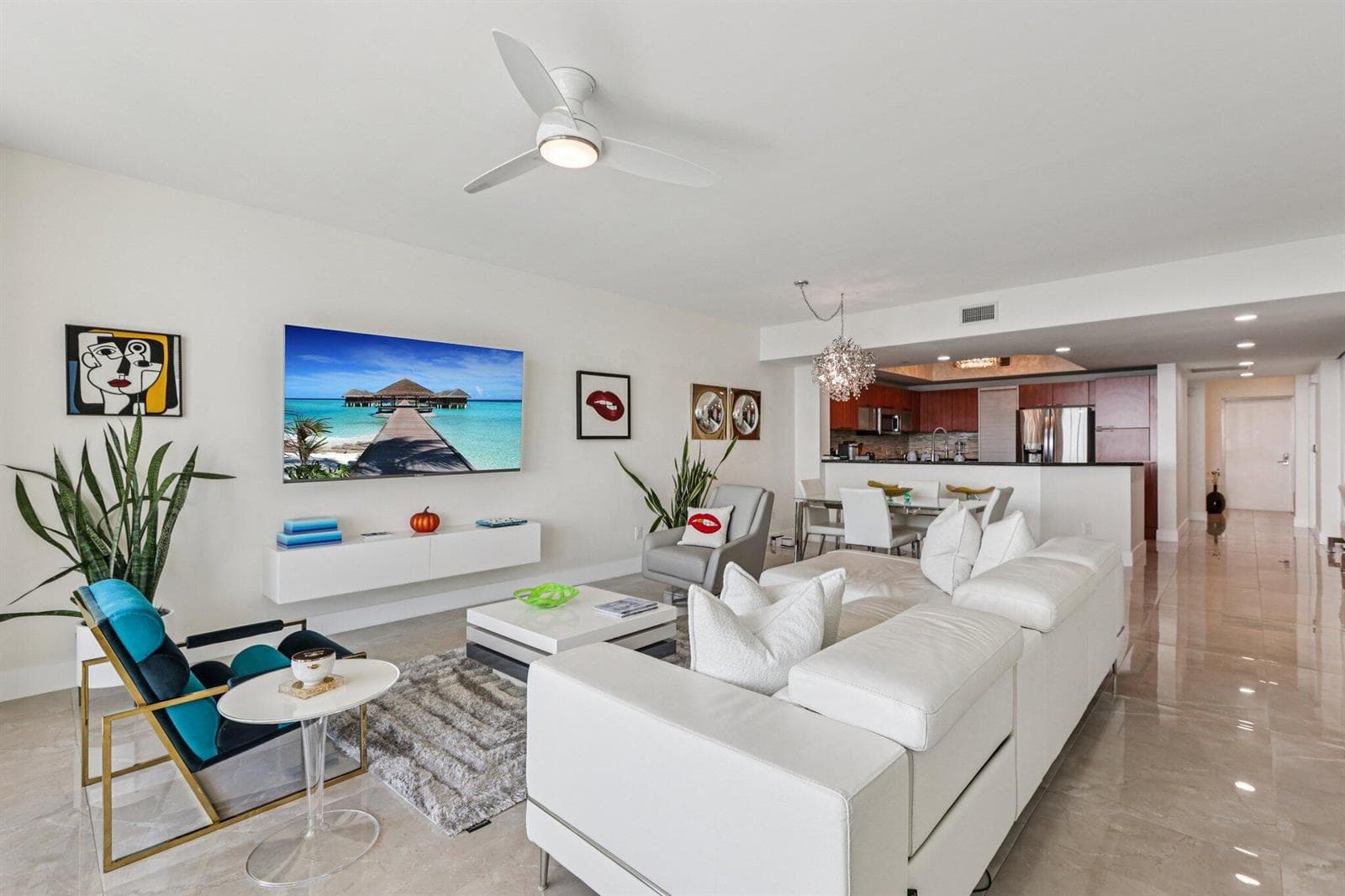 2640 Lake Shore Drive 2312 photo 2