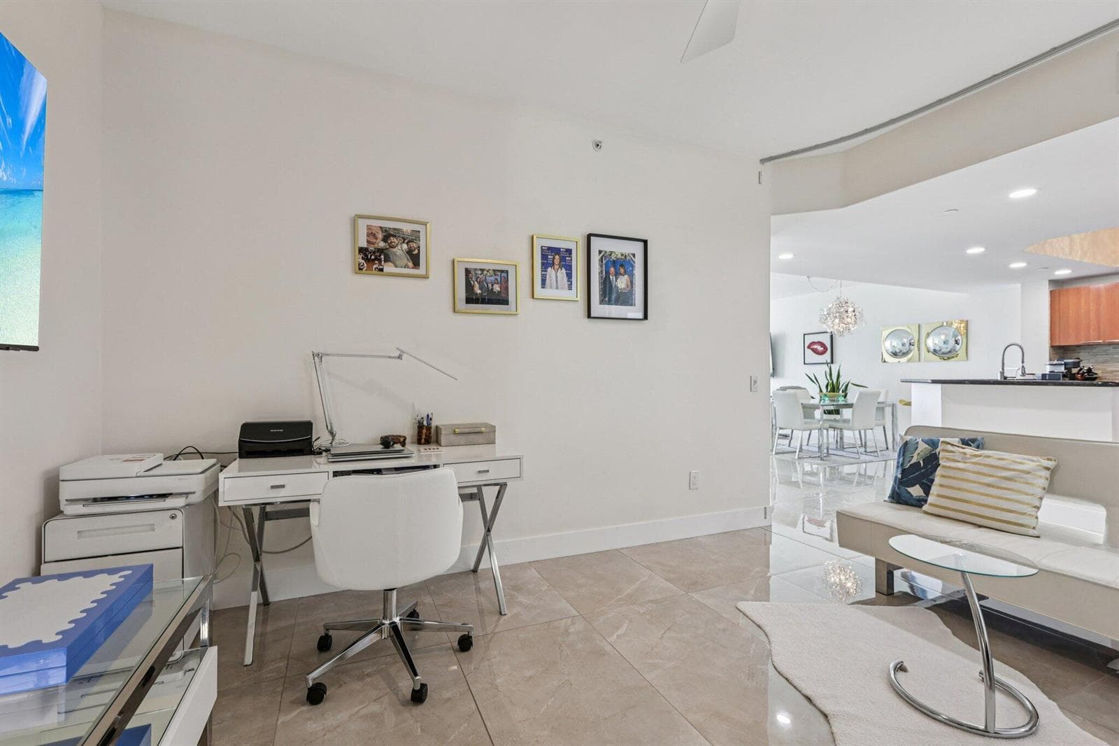 2640 Lake Shore Drive 2312 photo 17