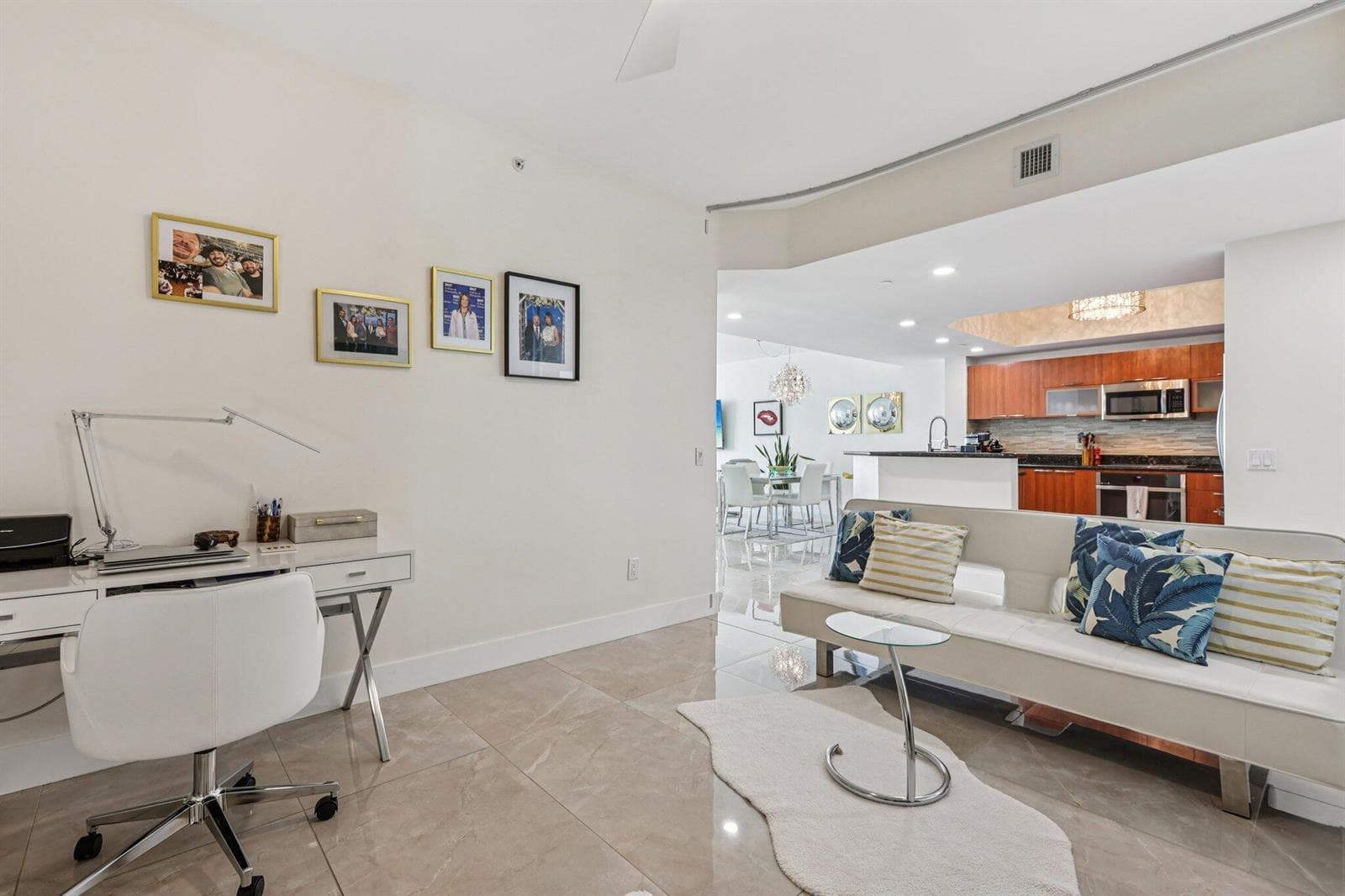 2640 Lake Shore Drive 2312 photo 16