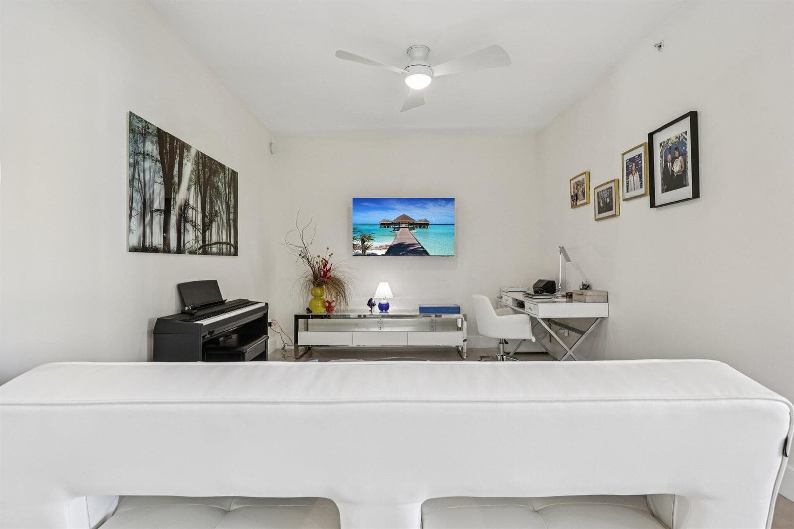 2640 Lake Shore Drive 2312 photo 19
