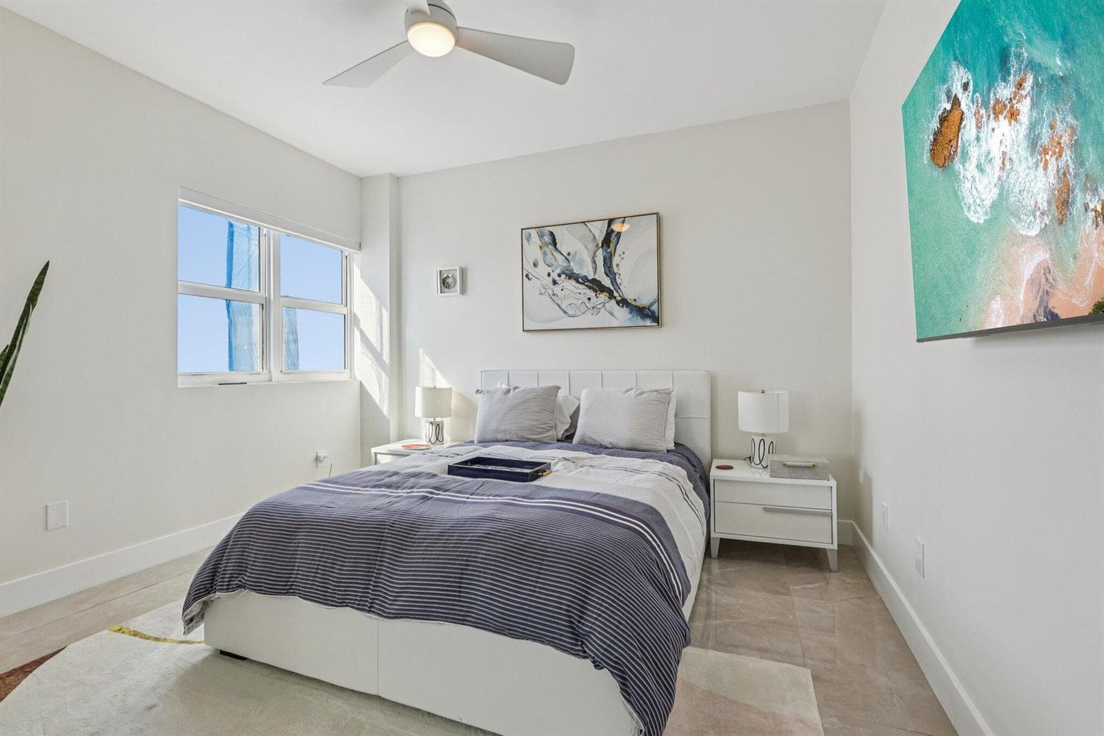 2640 Lake Shore Drive 2312 photo 21