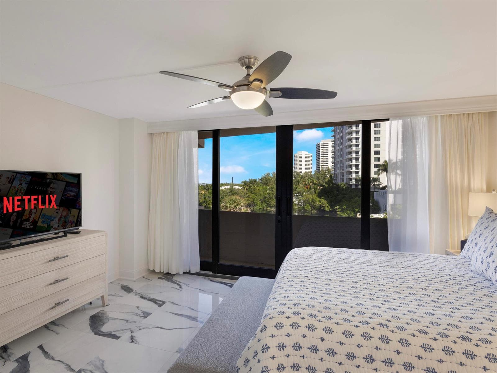 4200 N Ocean Drive 2-301 photo 23