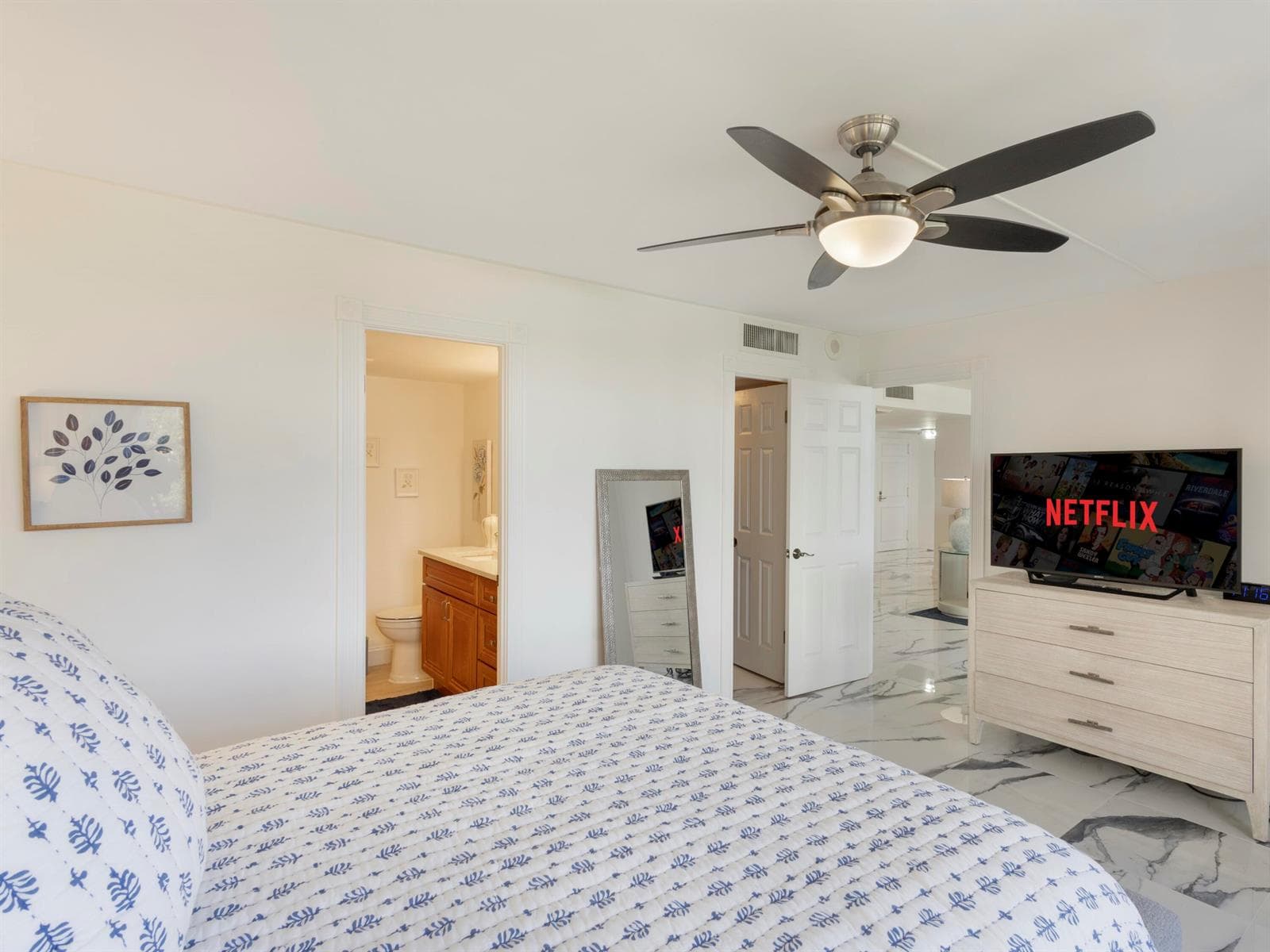 4200 N Ocean Drive 2-301 photo 22