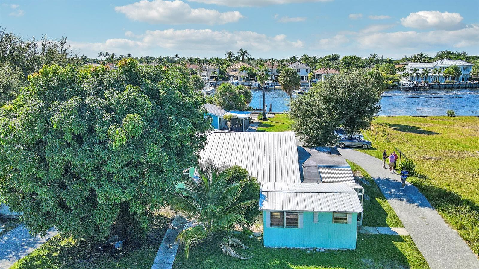 2031 Melody Lane photo 9