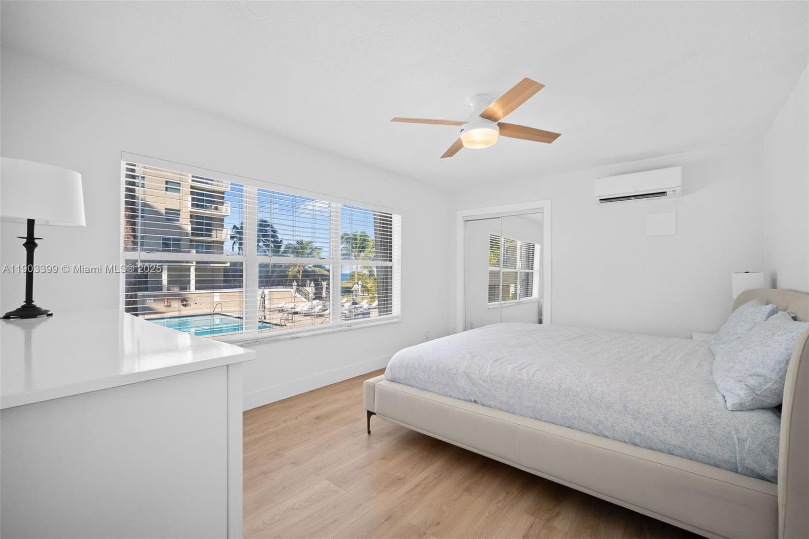 9241 Collins Ave 11 photo 2