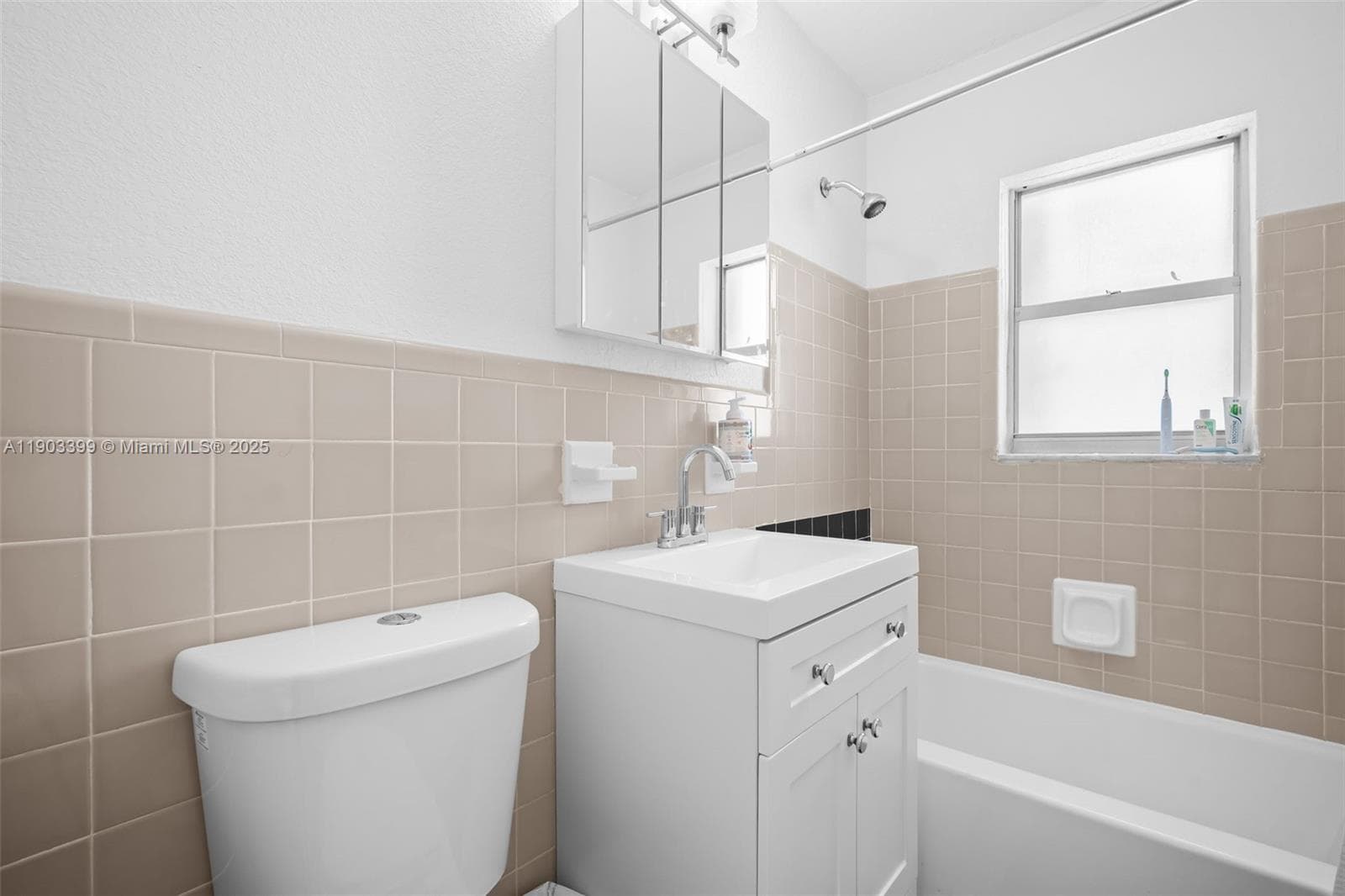 9241 Collins Ave 11 photo 12